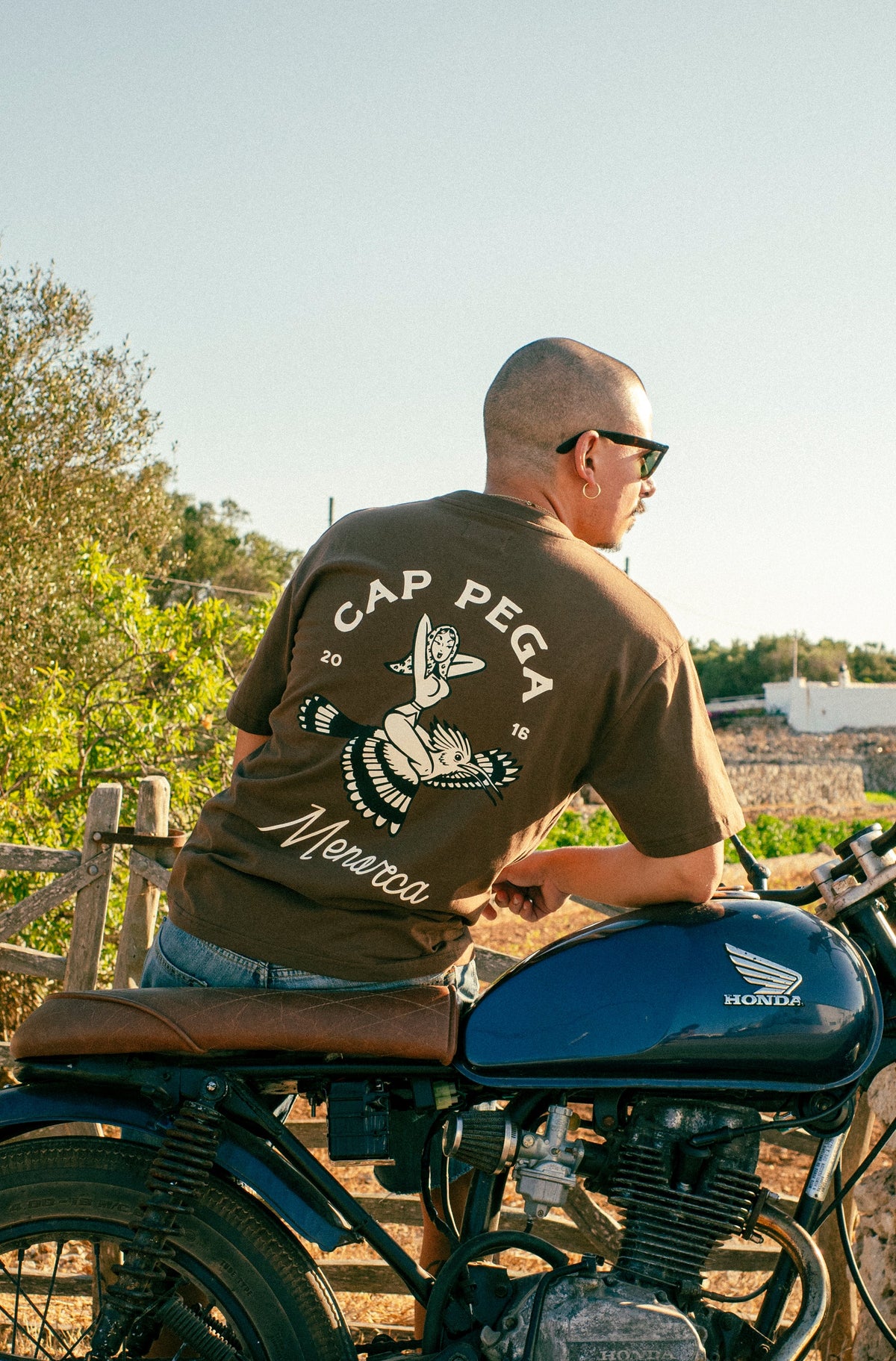 PAPUT - Camiseta Cap Pega